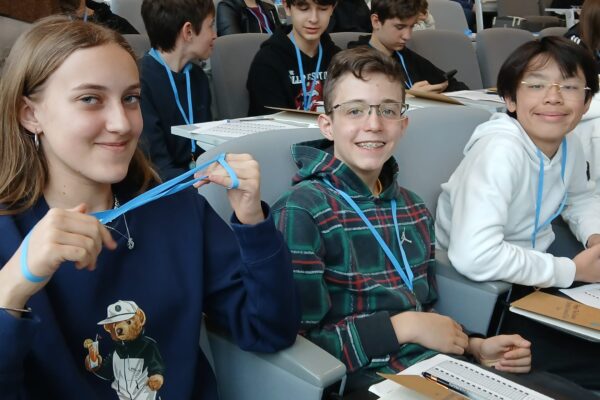 Imparare l’inglese come esperienza viva: i nostri studenti protagonisti alle Hippo Olympics