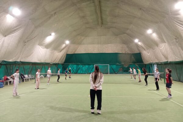 Il tennis: una scuola di autonomia e consapevolezza